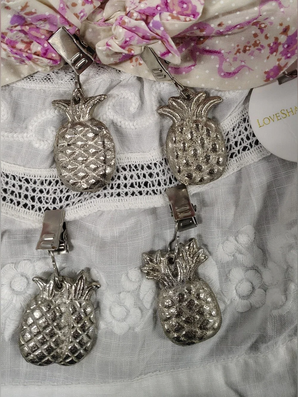 VTG Silver Pewter Pineapple Clip Tablecloth Weight Set (4) Charming Decor Accent